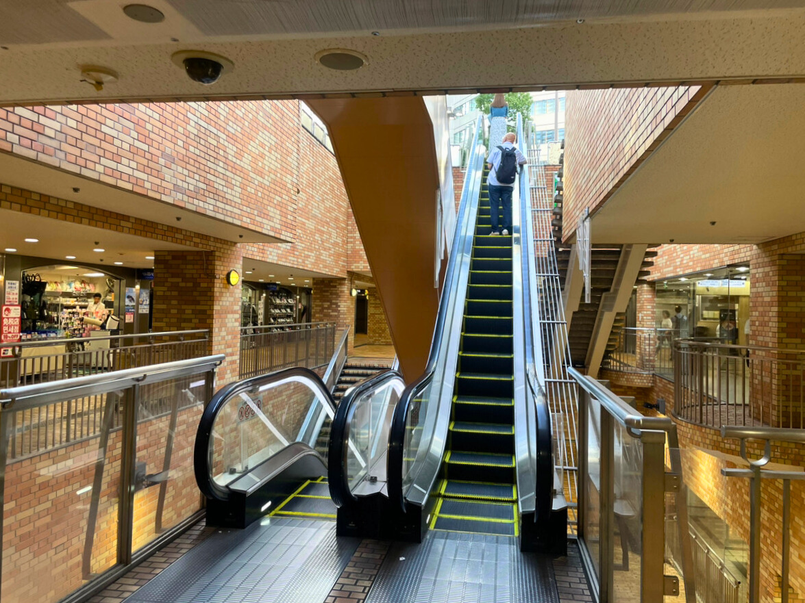 東梅田駅から大阪支店へのアクセス8