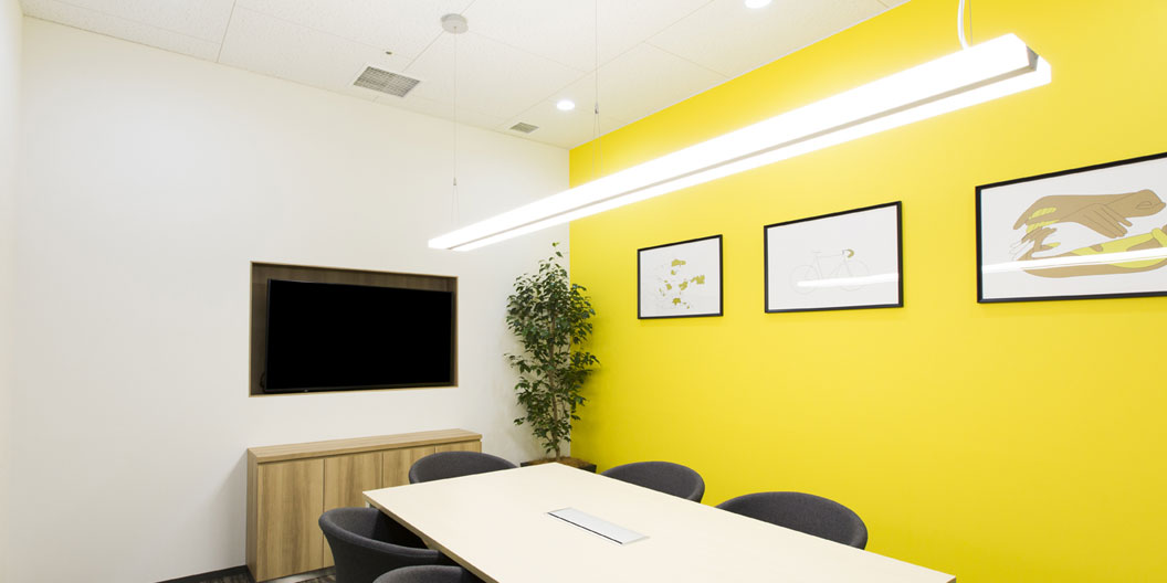 静岡支店の内観